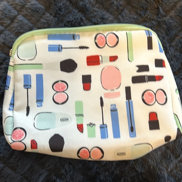 Kate Spade Makeup Bag - Picture 2 of 3